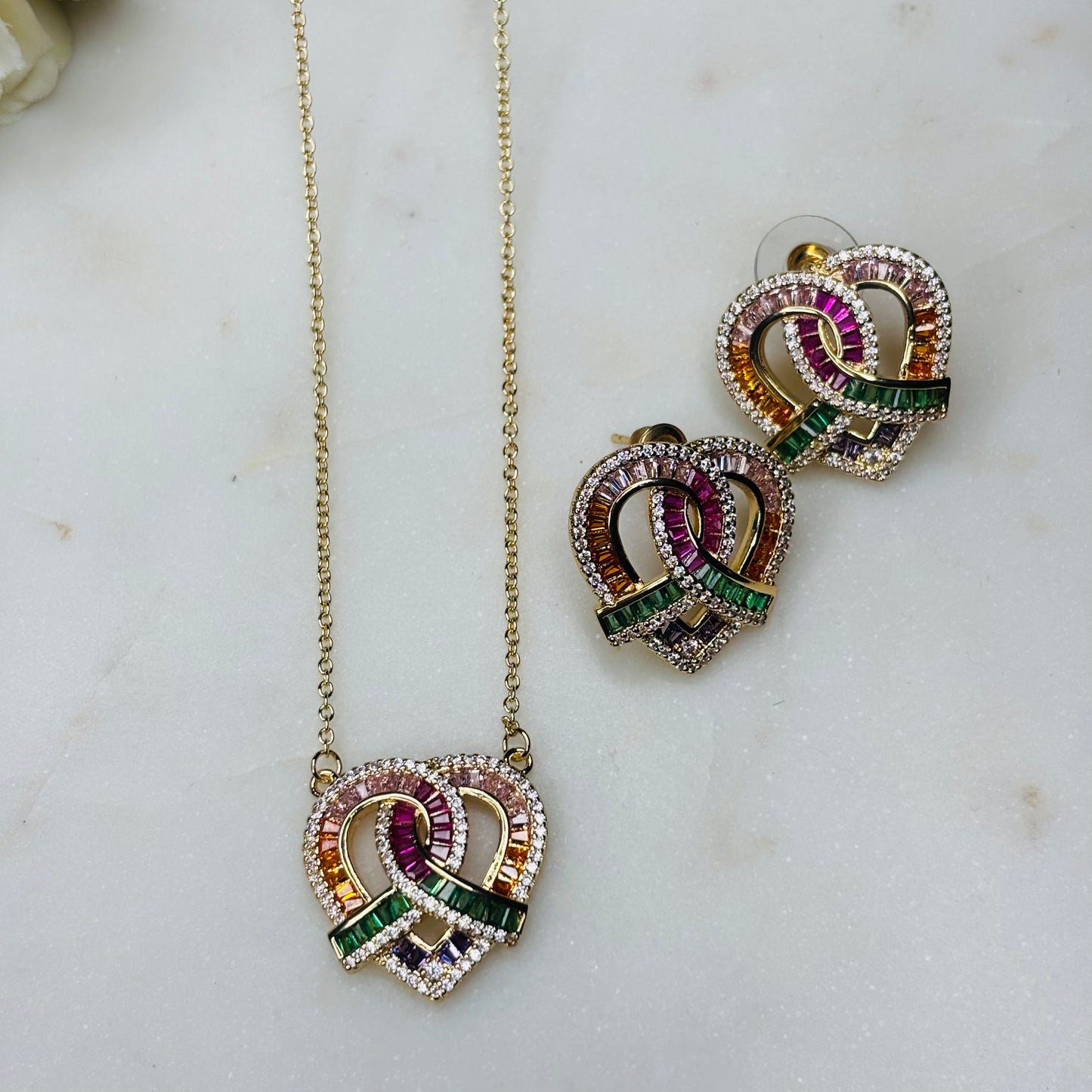 Heart-Knot Crystal Set