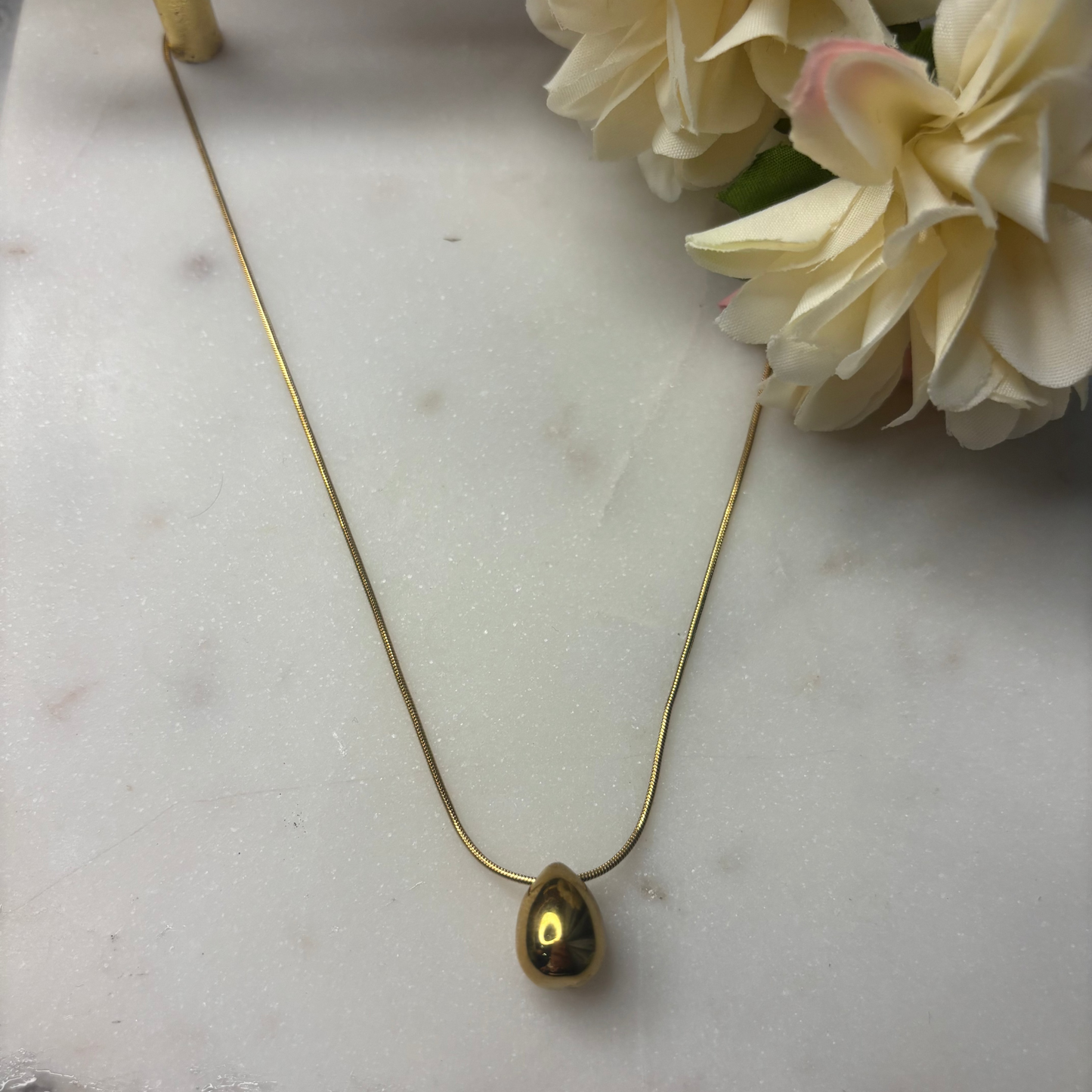 Gold Tear-Drop Necklace