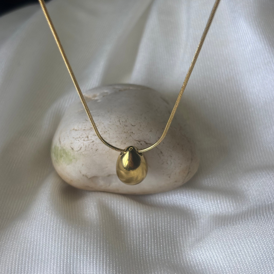 Gold Tear-Drop Necklace