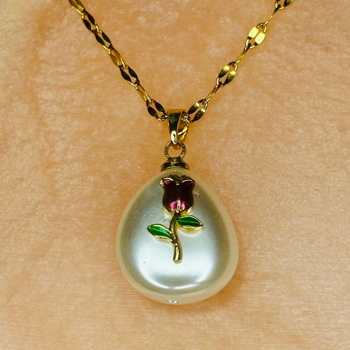 Flower on Pearl Necklace