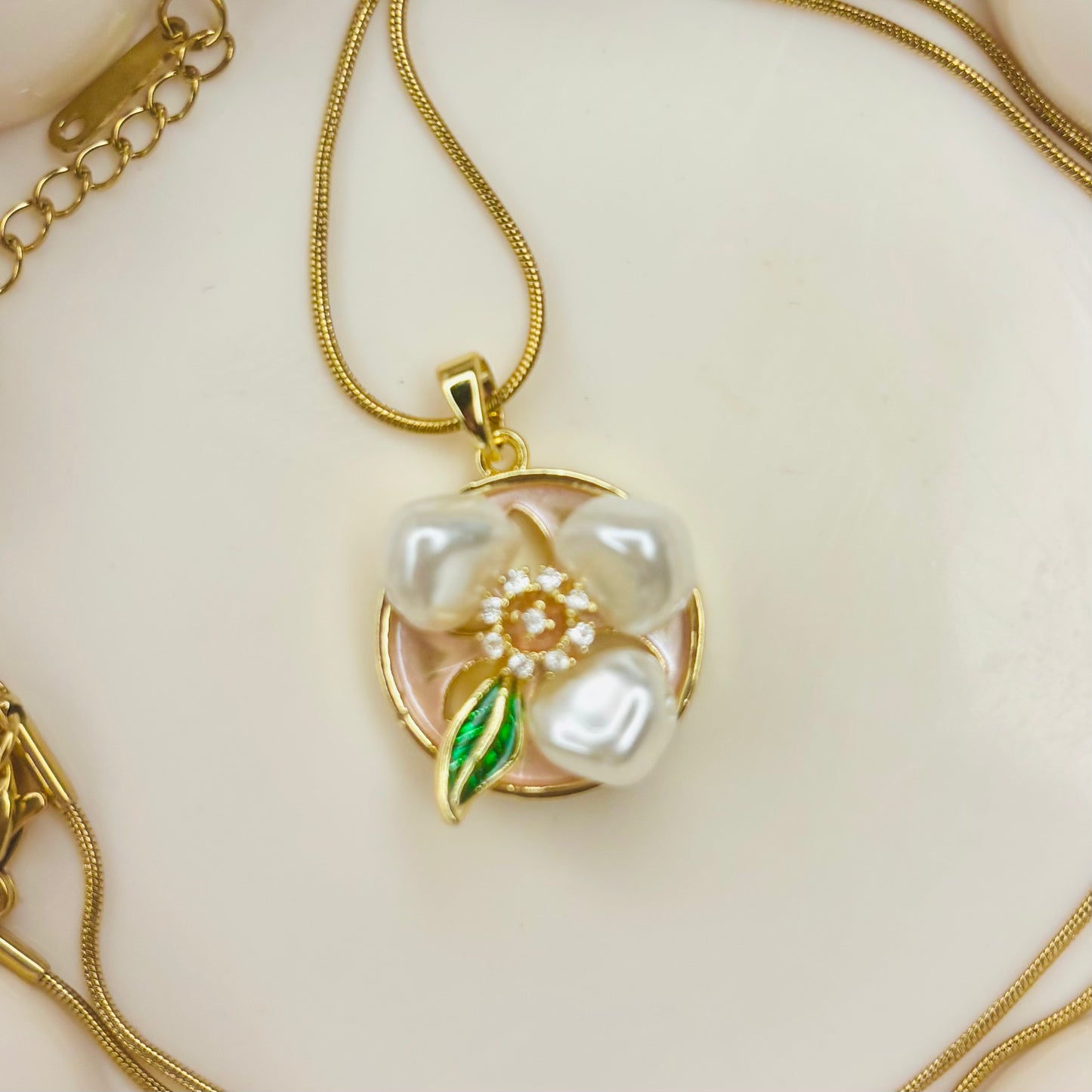 Pearl Heart-Petal Necklace