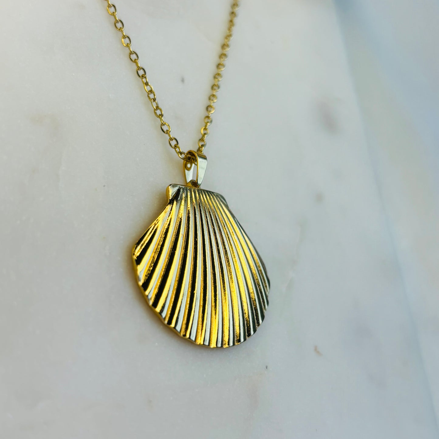 Golden Seashell Set