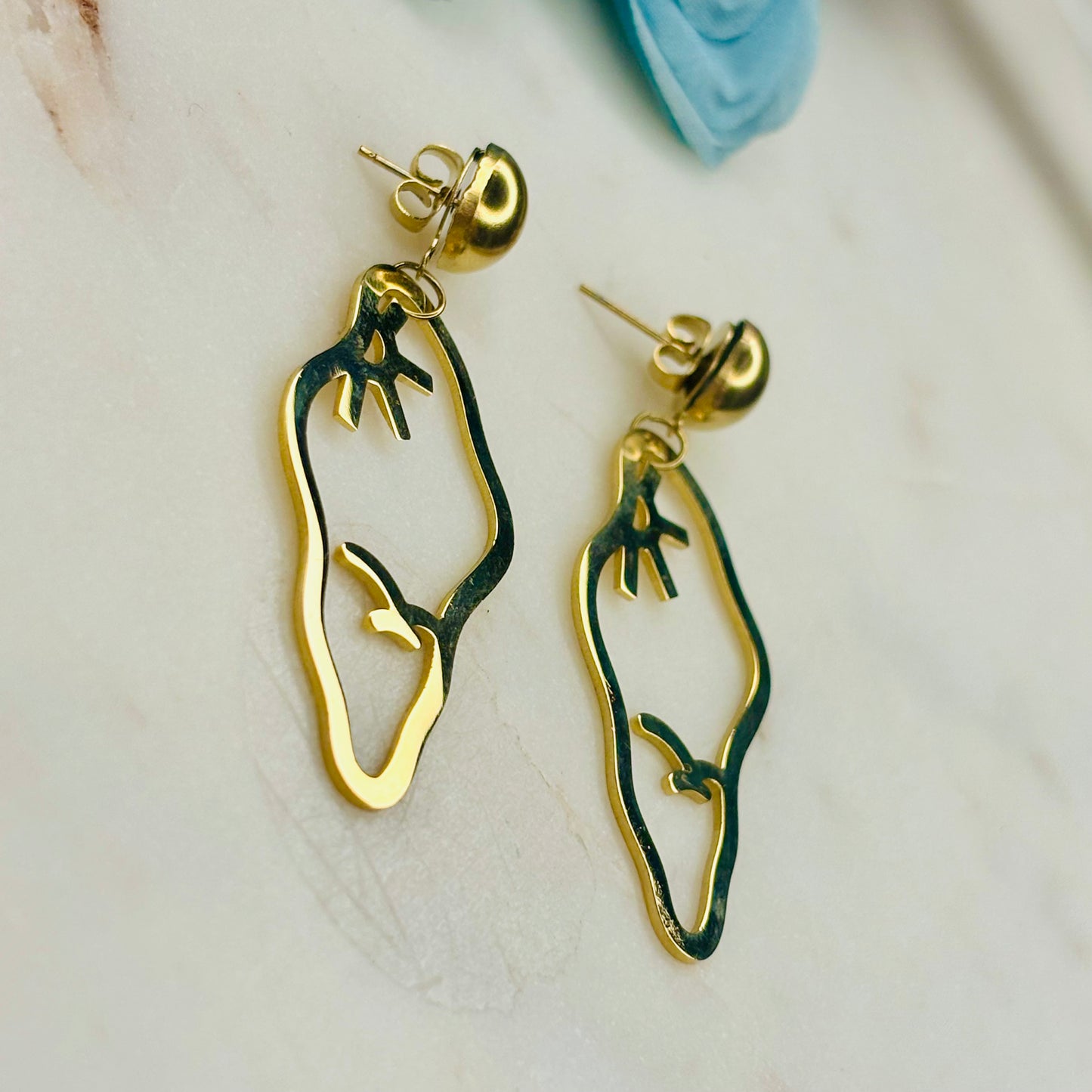 Abstract Scenic Danglers