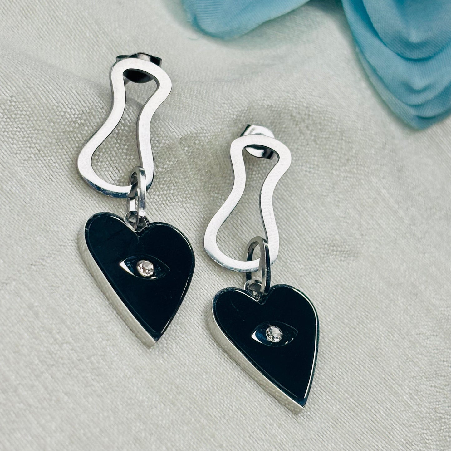 Midnight Gaze Heart Danglers