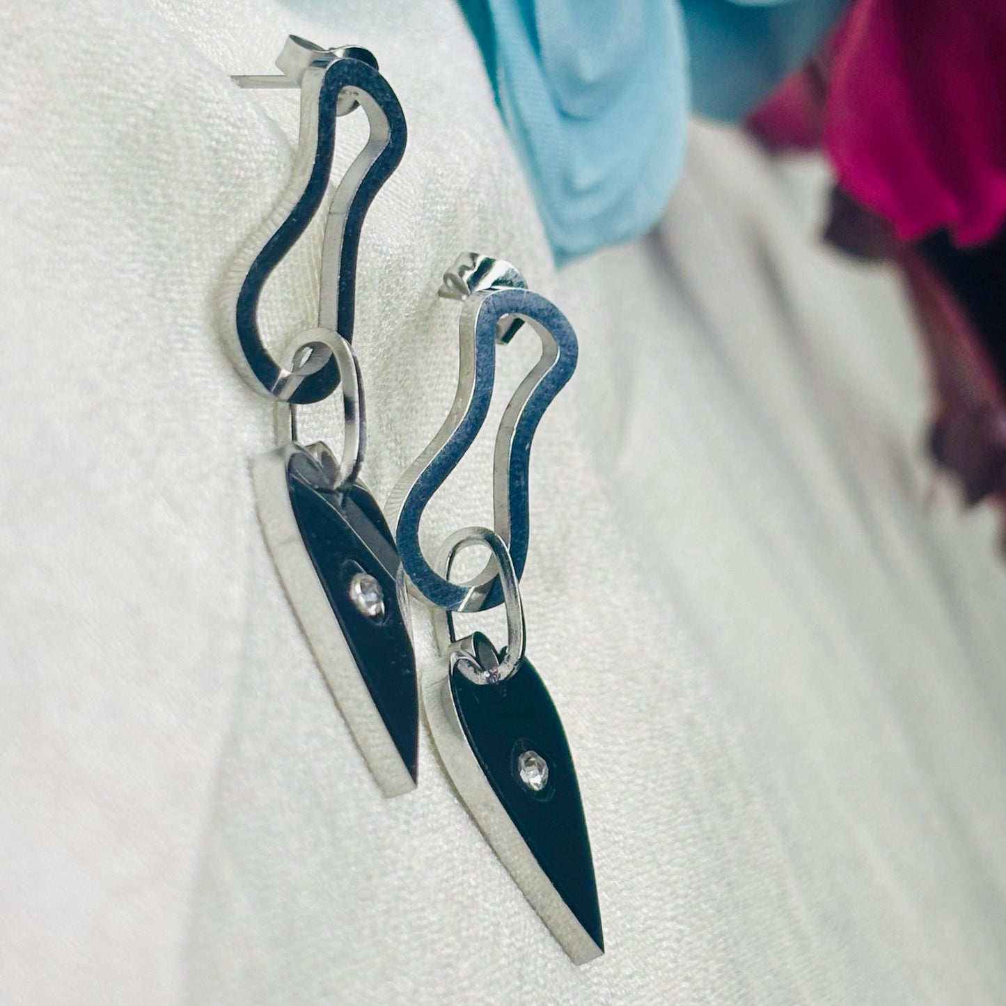 Midnight Gaze Heart Danglers