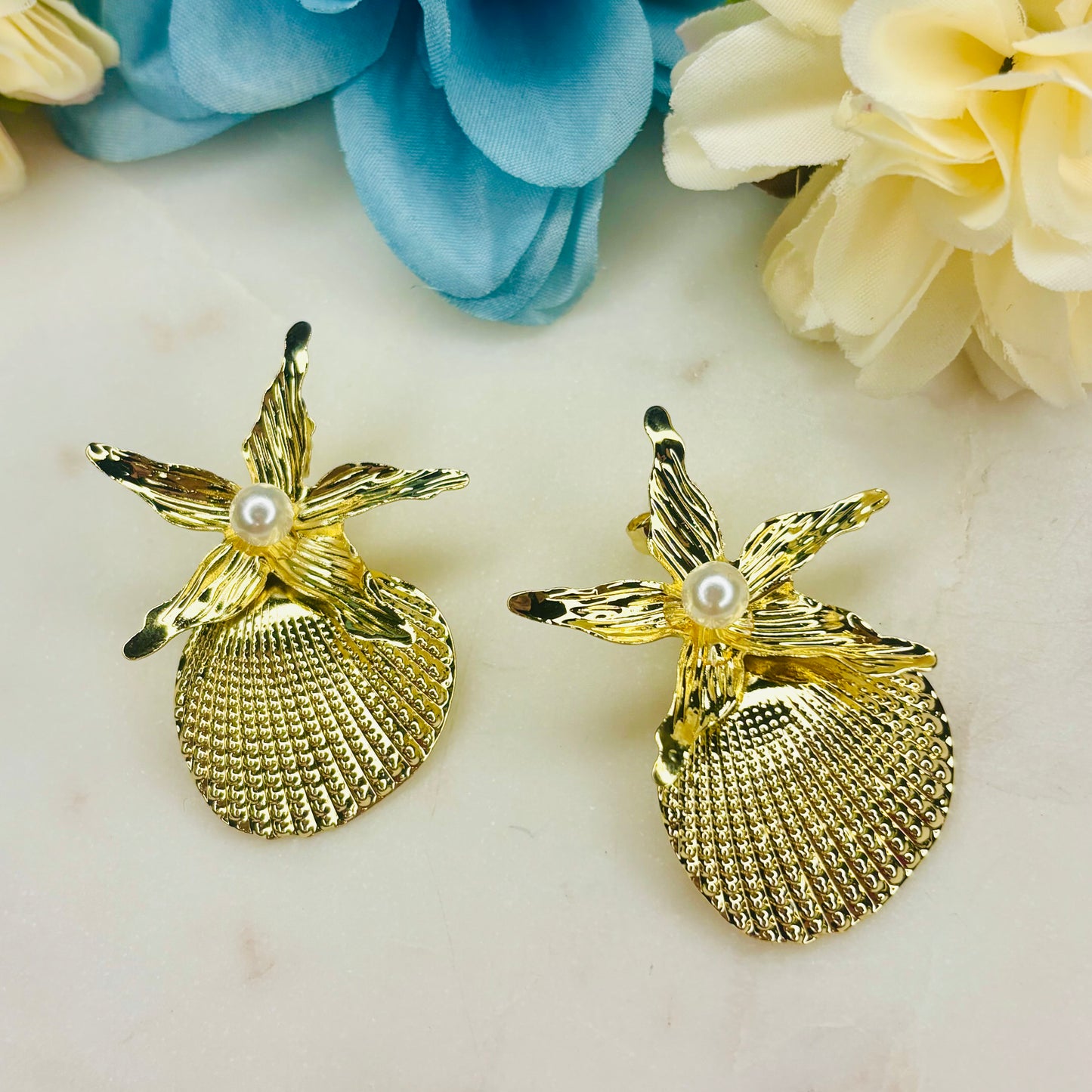 Seashell Pearl Star Earrings