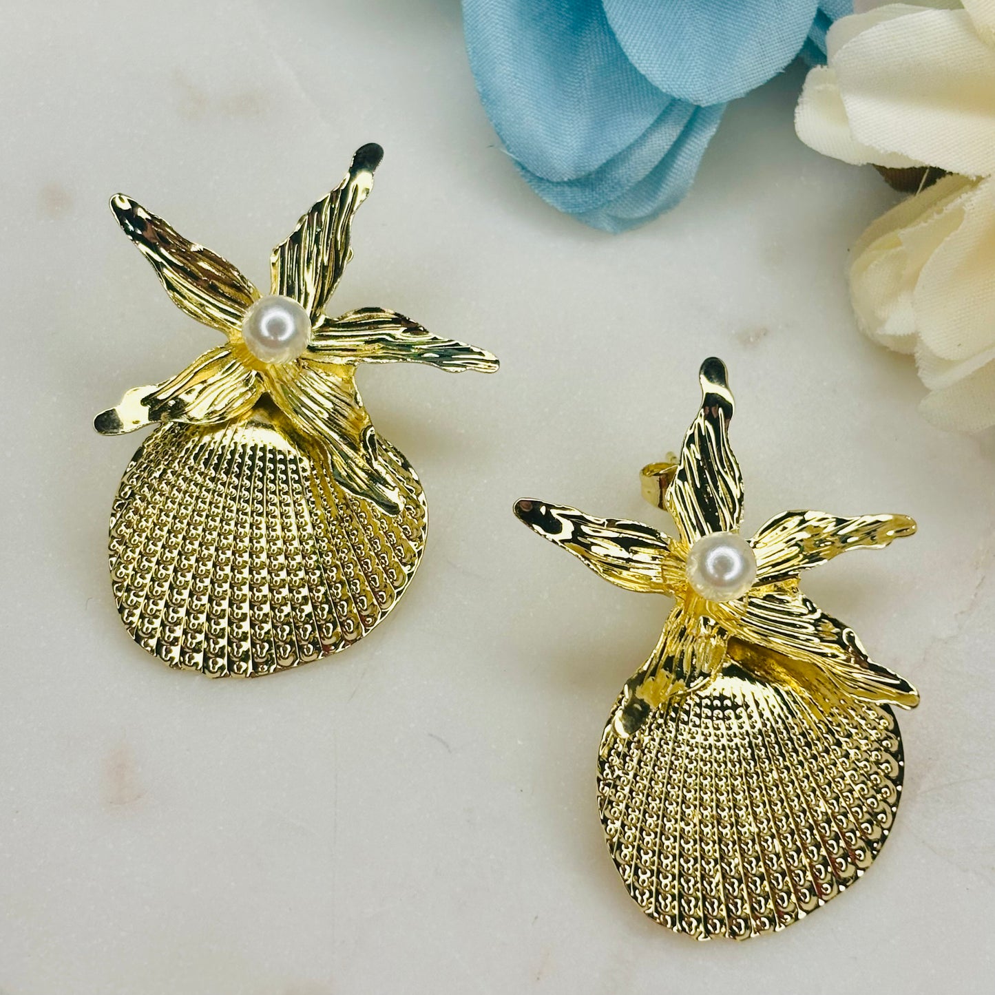 Seashell Pearl Star Earrings