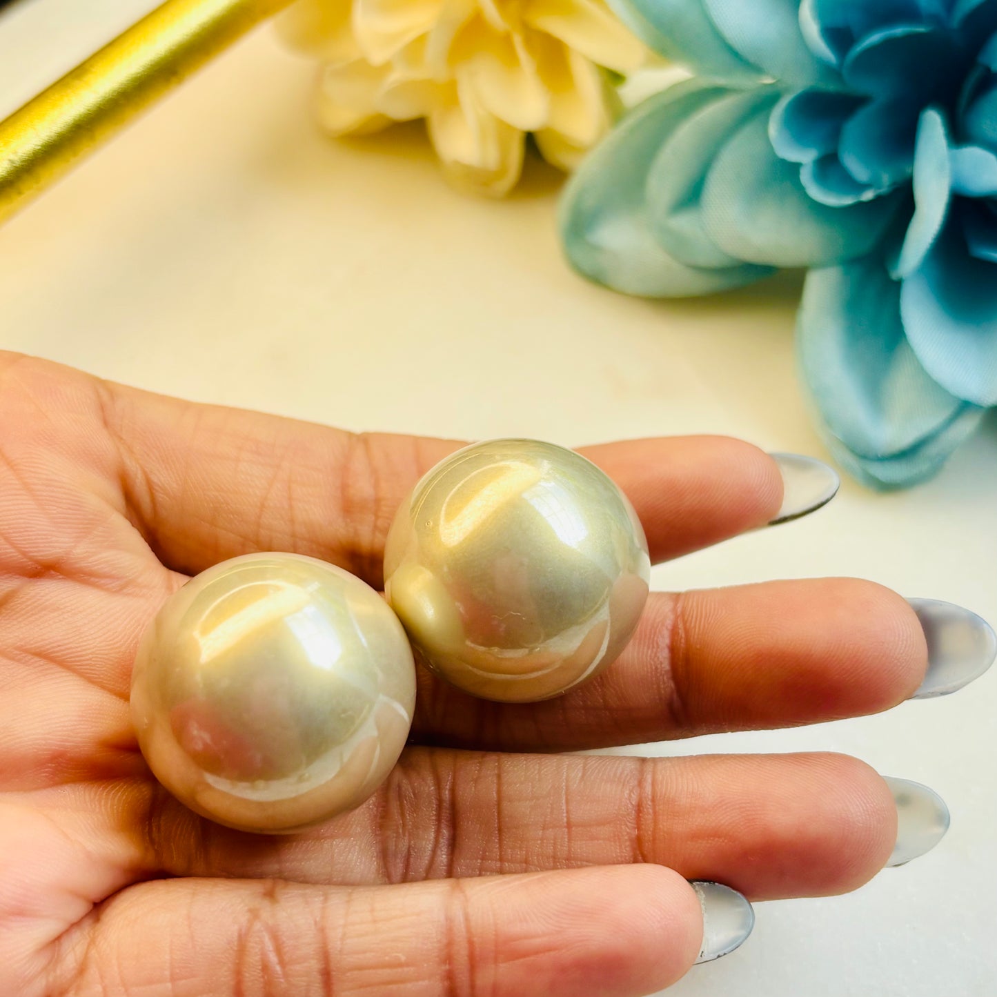 Cream Pearl Studs