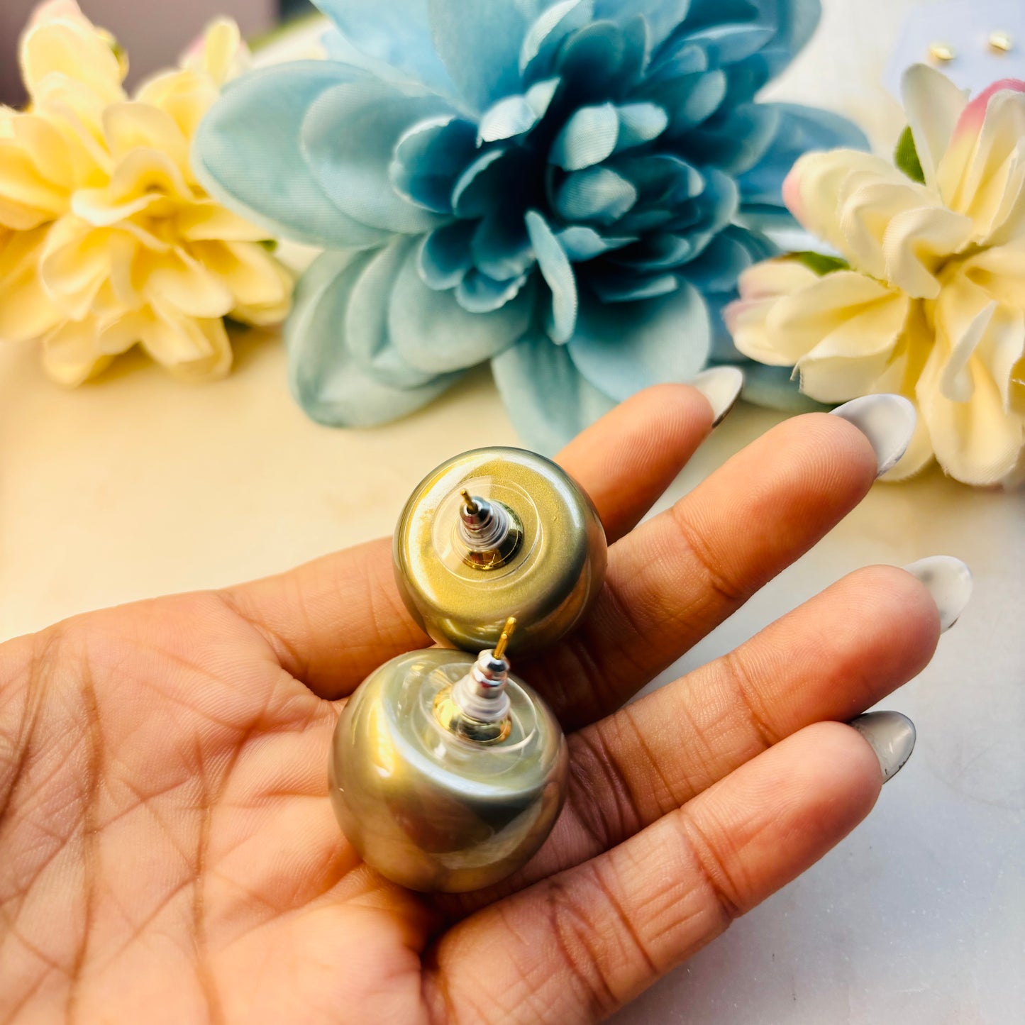 Midnight Pearl studs