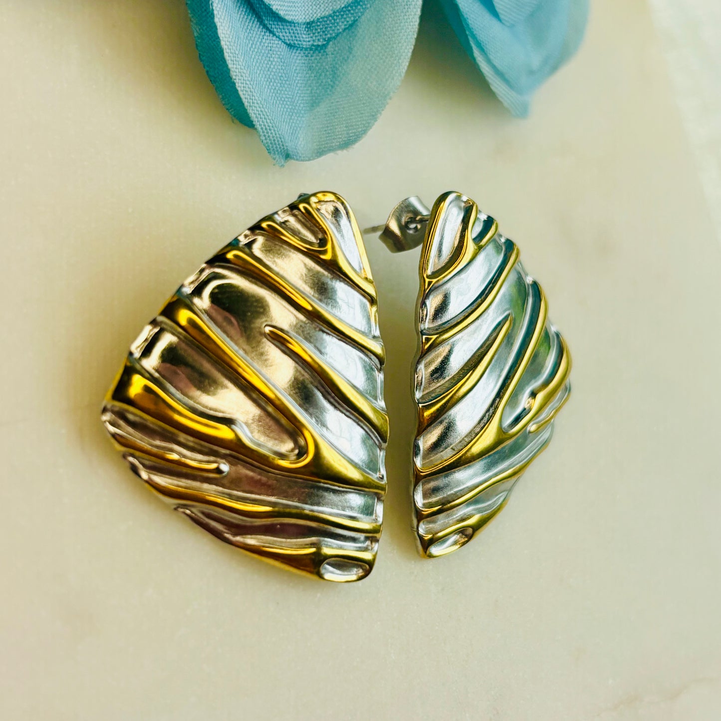 Dual-tone Triangular Studs