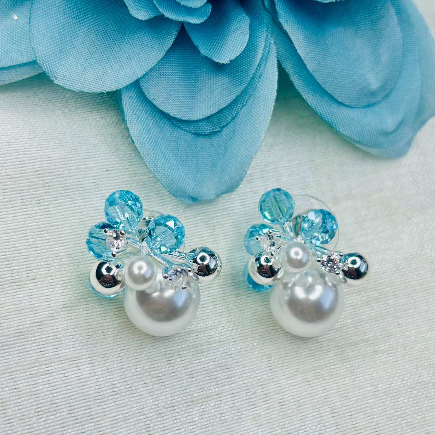 Pearl Cloud Silver Studs