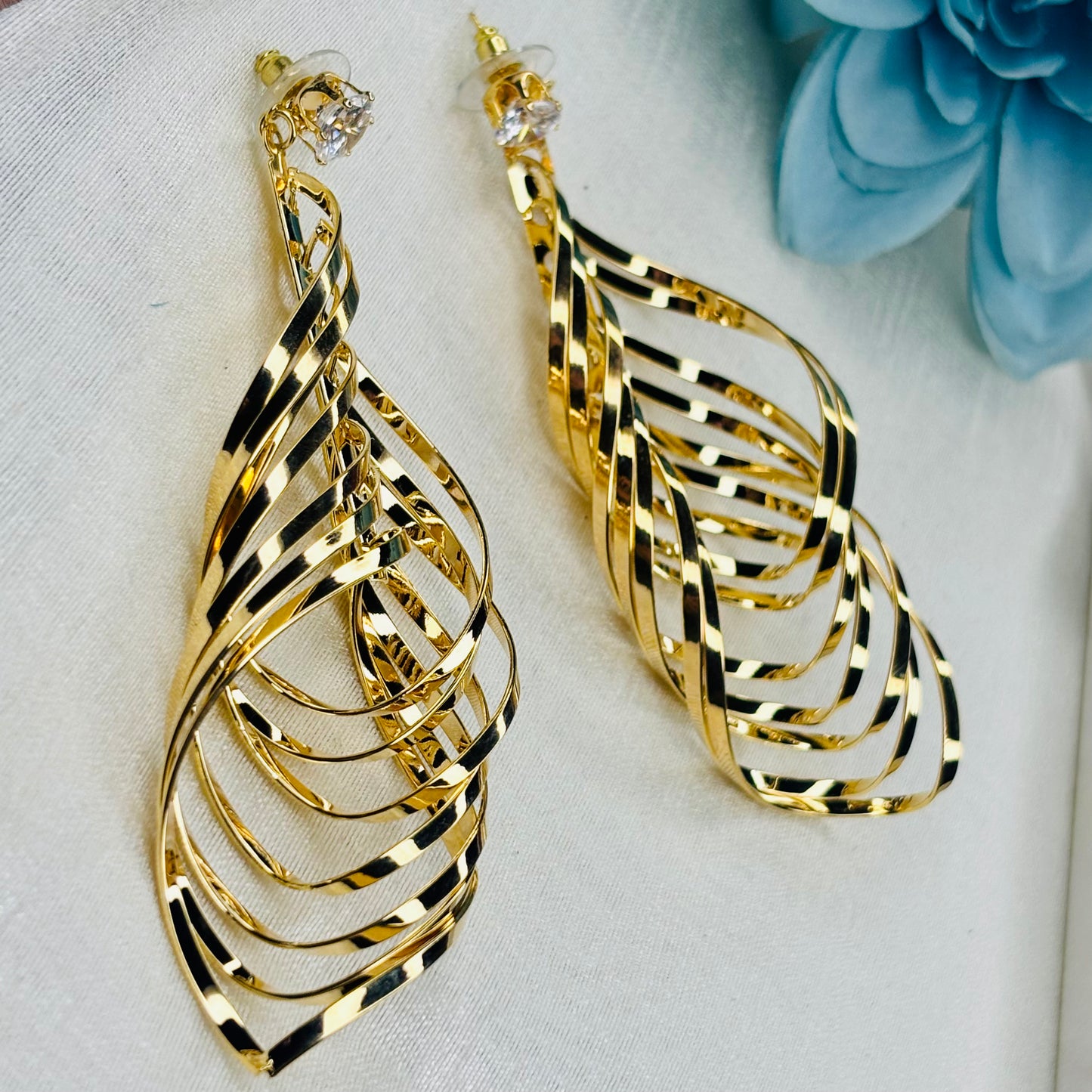 Radiant Cascade Drops