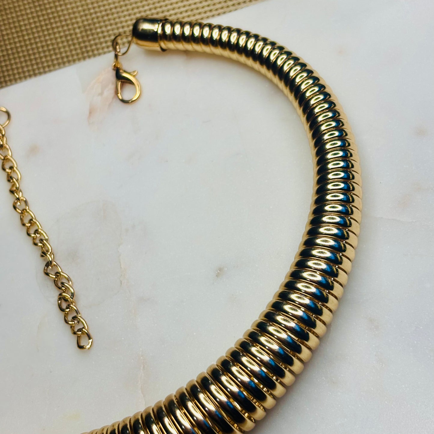 Coiled Hasli Choker
