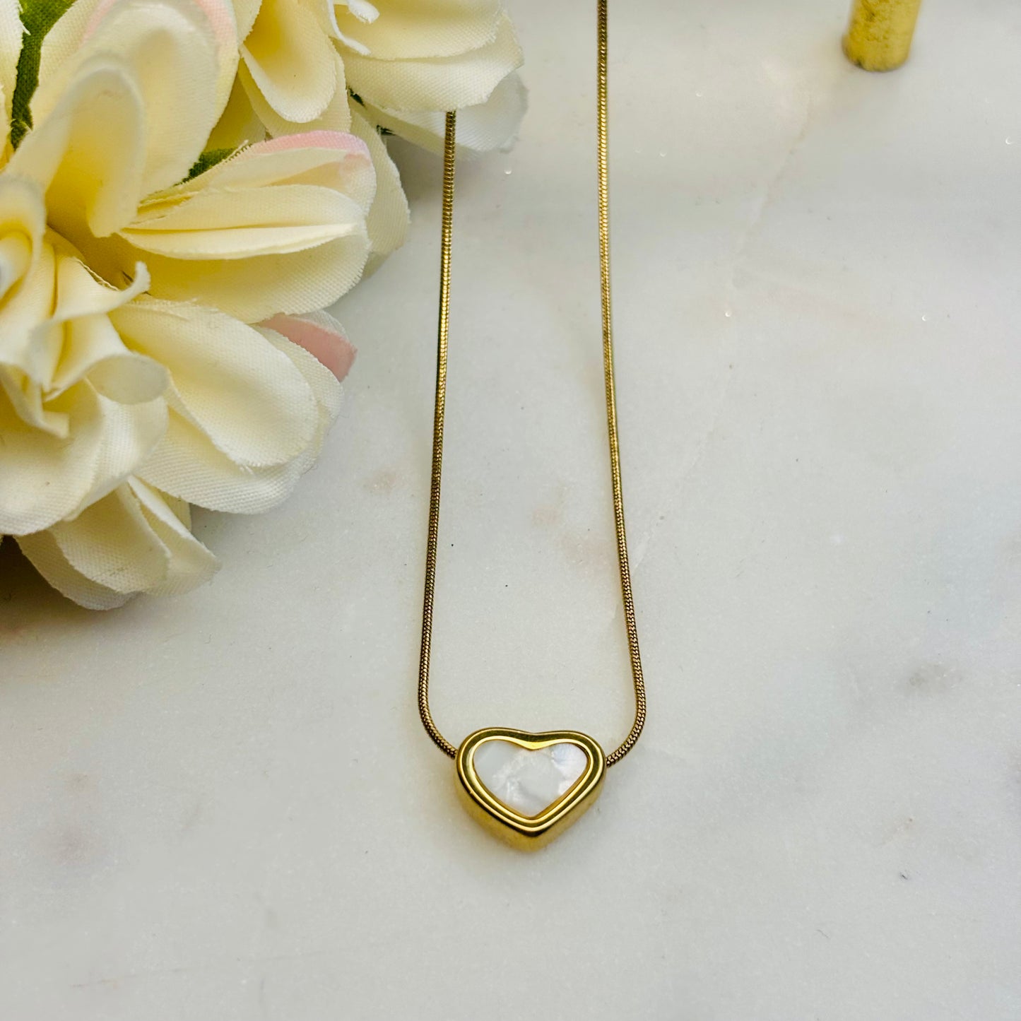 Pearl-White Heart Necklace