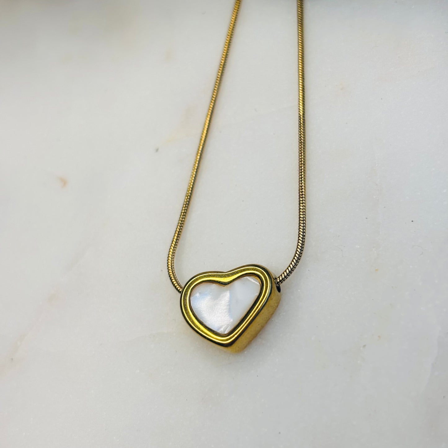 Pearl-White Heart Necklace